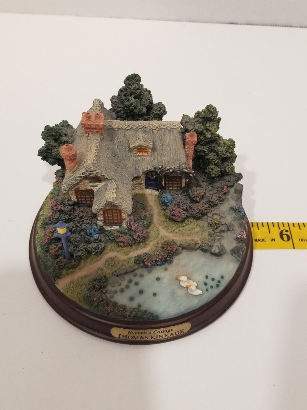 Thomas Kinkade "Everett's Cottage" Illuminated Vignette, EUC - Picture 7 of 14